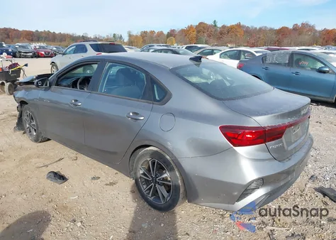2022 Kia Forte Lxs из США, поврежденный, VIN 3KPF24AD9NE464920